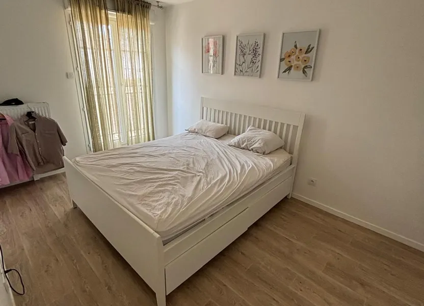 Flat Avenue Aristide Briand in Le Blanc-Mesnil