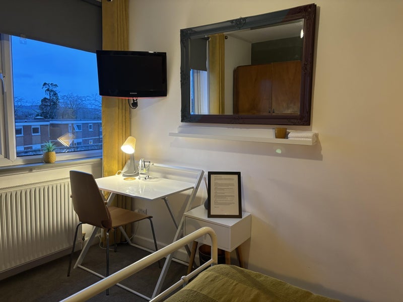 Room Clifford Gardens in Bristol