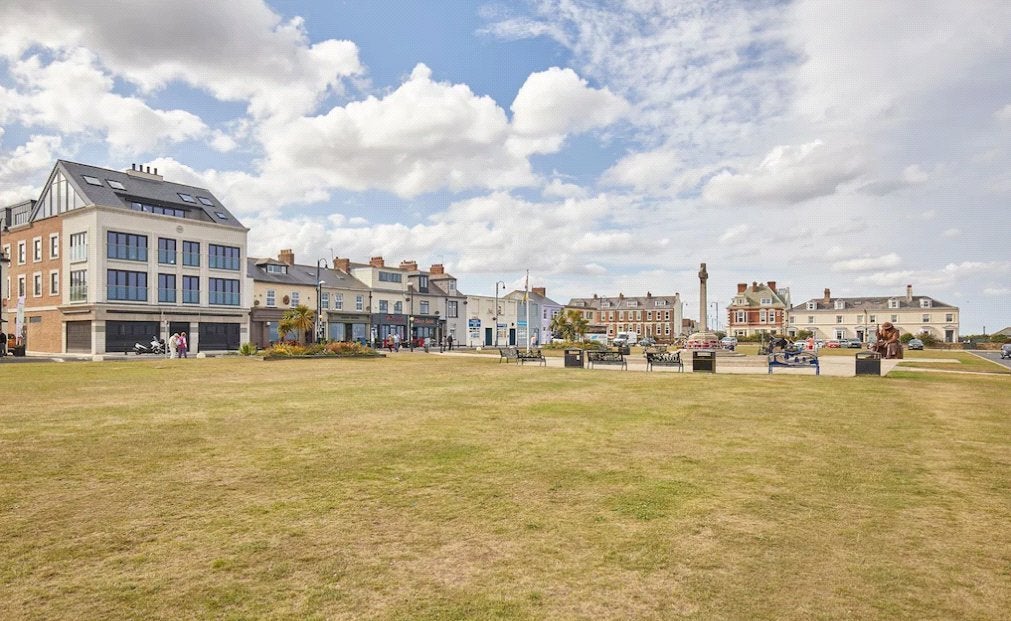 Flat North Terrace in Seaham