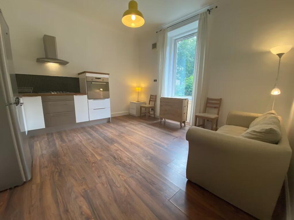 Flat New Mart Road in City of Edinburgh