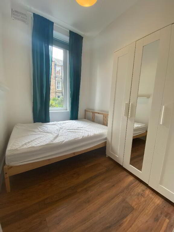 Flat New Mart Road in City of Edinburgh