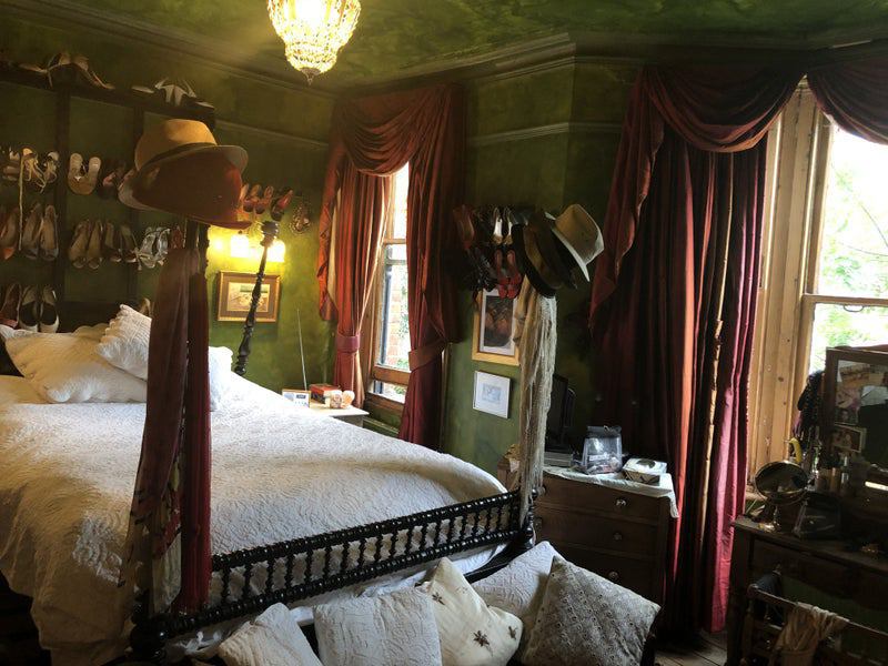 Room Constantine Road in Greater London