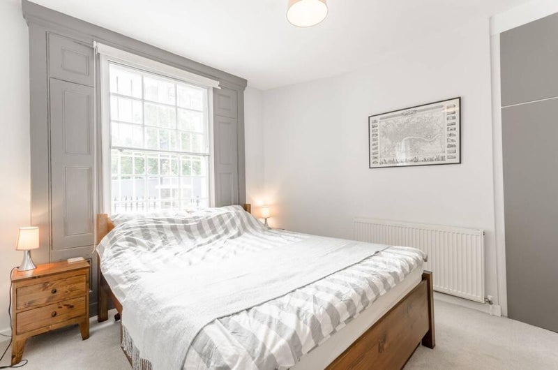 Room Balls Pond Road in Greater London