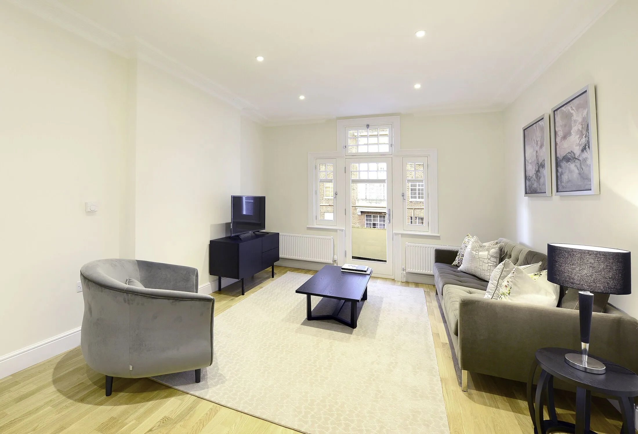 Flat Hamlet Gardens in Greater London