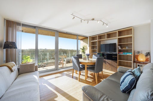 Flat Plashet Grove in Greater London