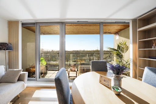 Flat Plashet Grove in Greater London