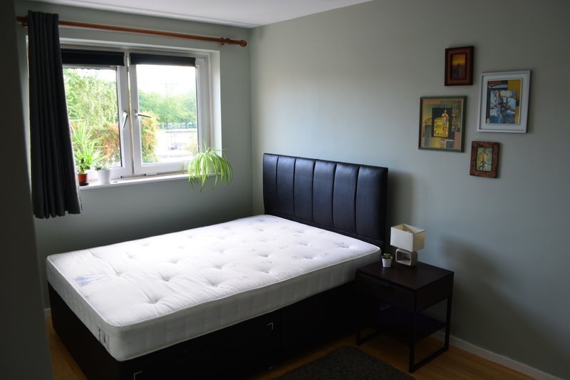 Room Radland Road in Greater London