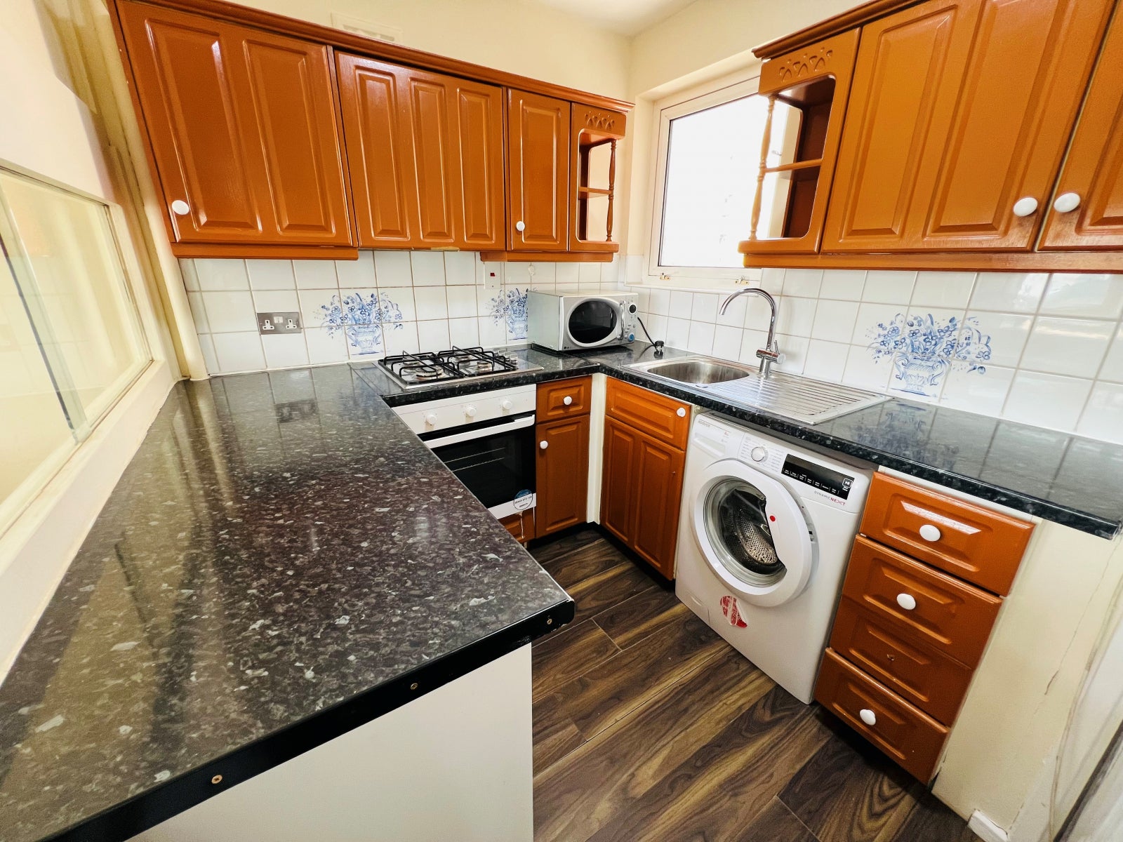 Flat Elgin Avenue in City of Westminster