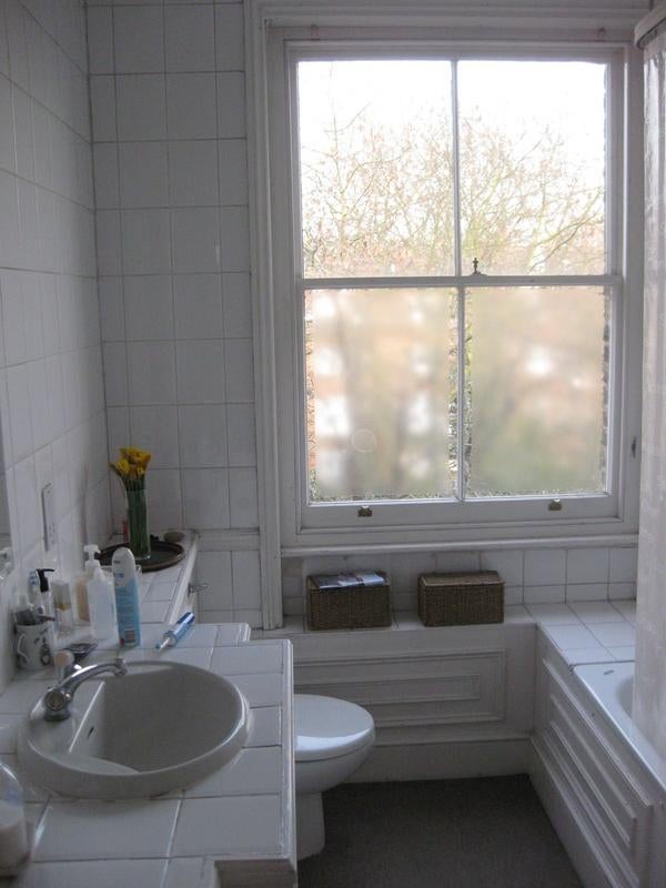 Room Crossfield Road in Greater London