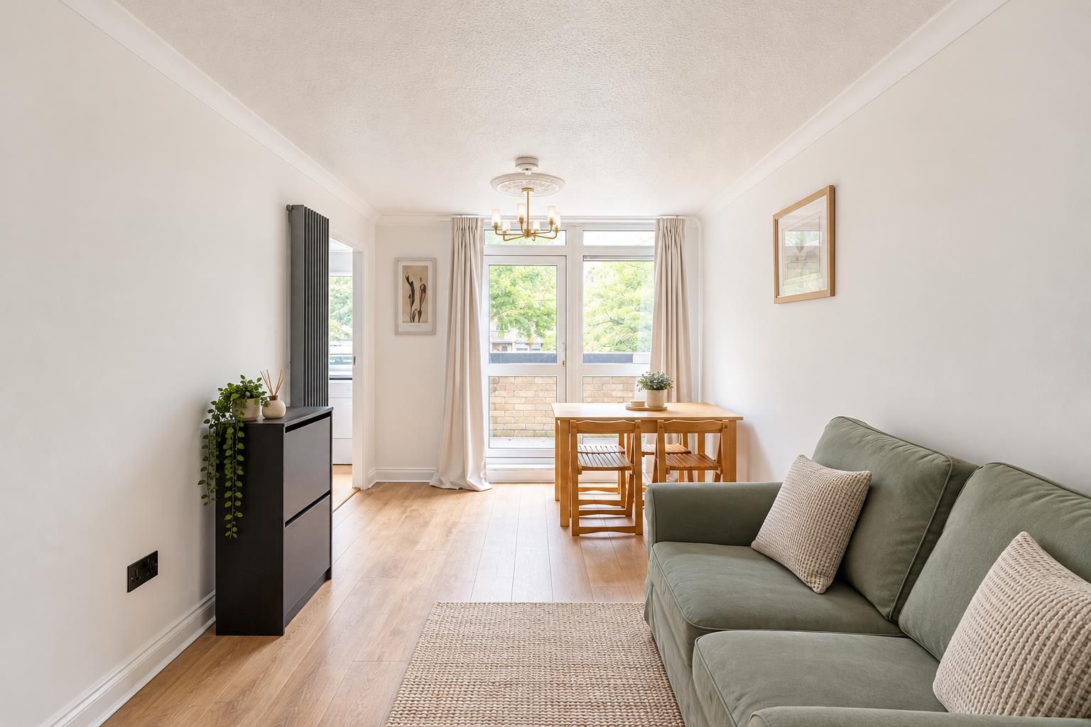 Flat Cottingwood Court in Newcastle upon Tyne