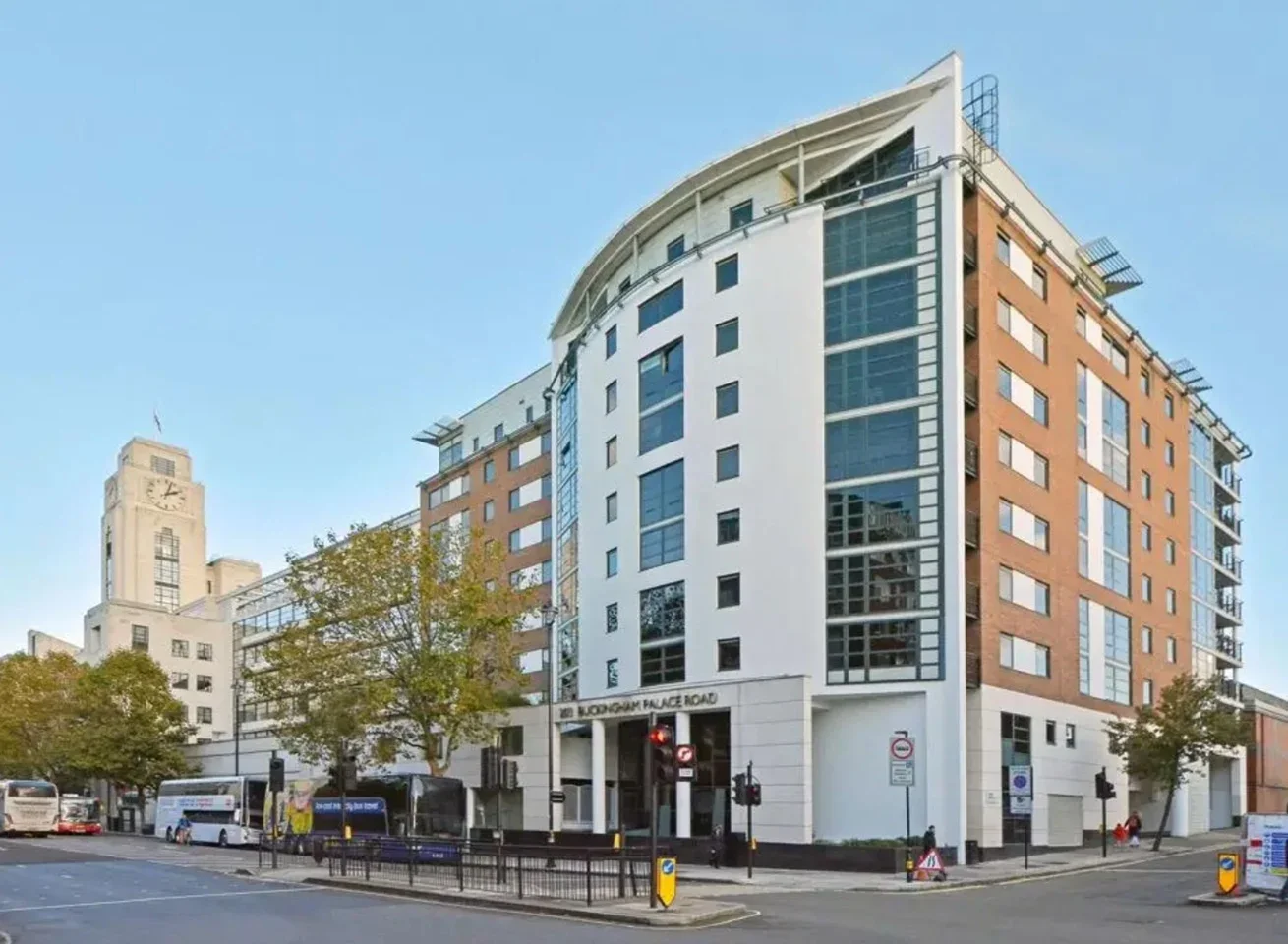 Flat Buckingham Palace Road in City of Westminster