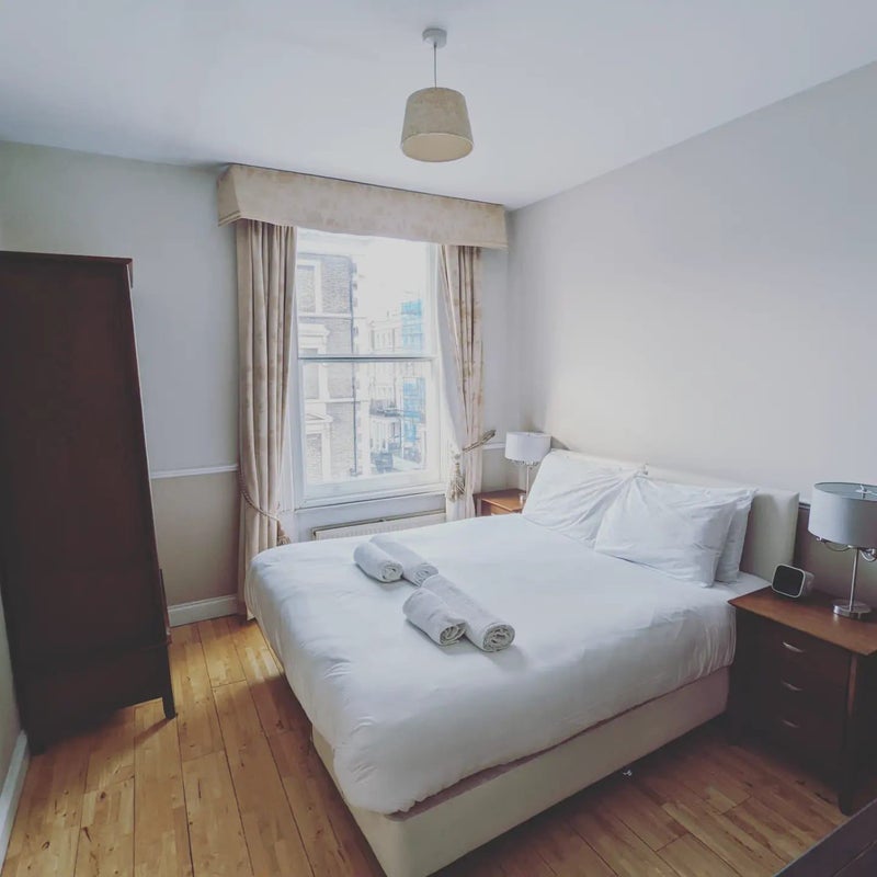 Flat Challoner Street in Greater London