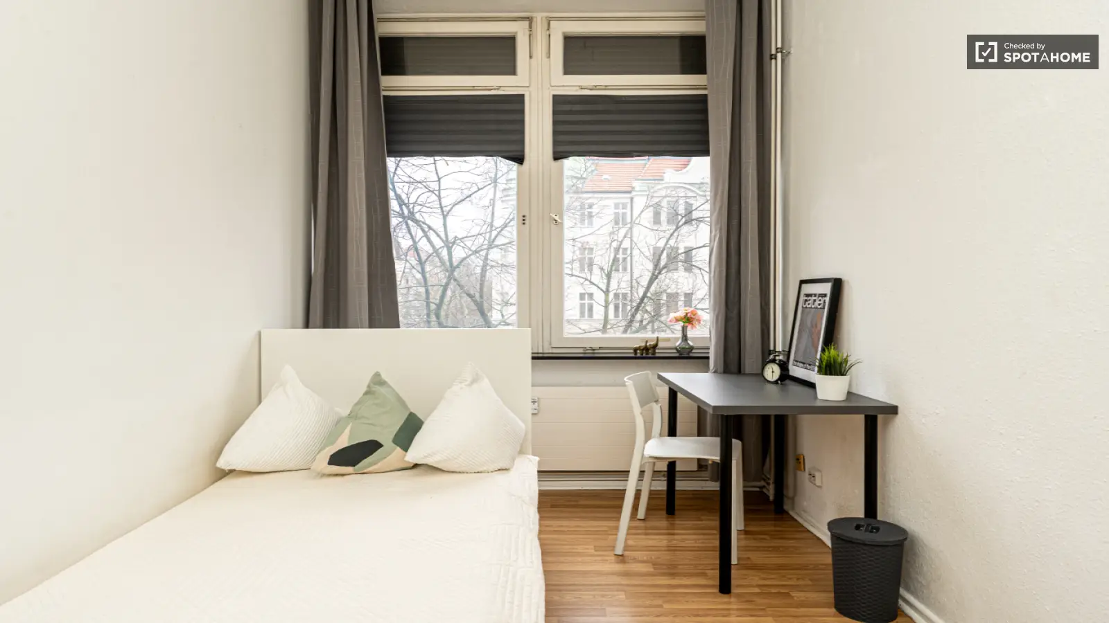 Zimmer Lauterberger Straße in Berlin