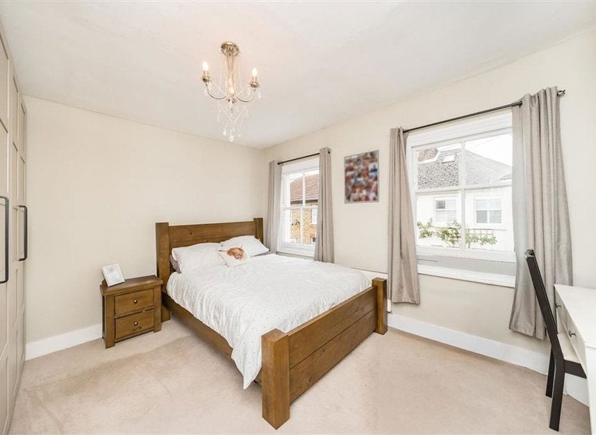 House Watts Lane in Greater London