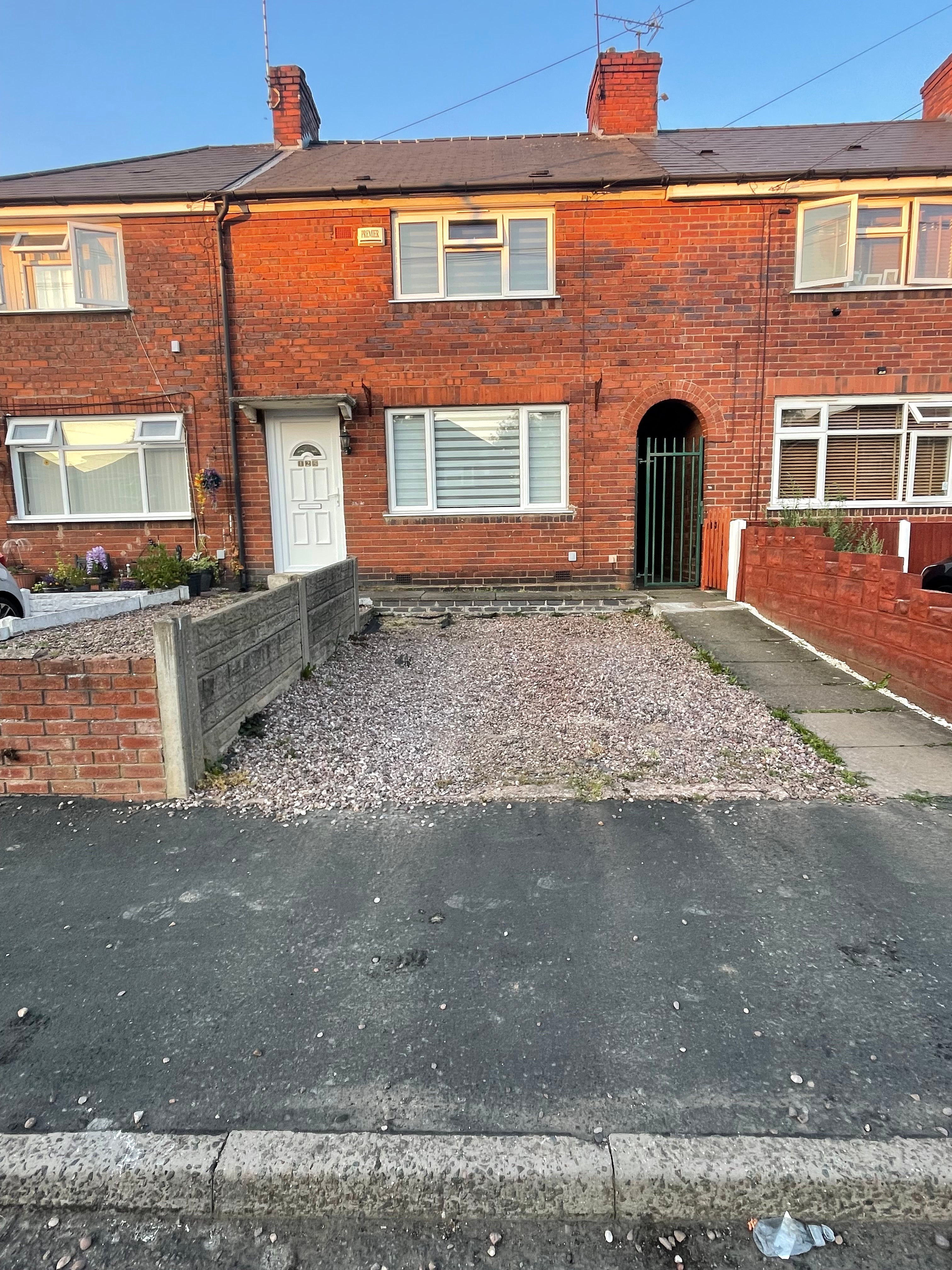 House Clifford Road in Sandwell