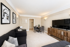 Flat Fulham Road in Greater London