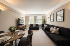 Flat Fulham Road in Greater London