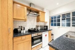 Flat Fulham Road in Greater London