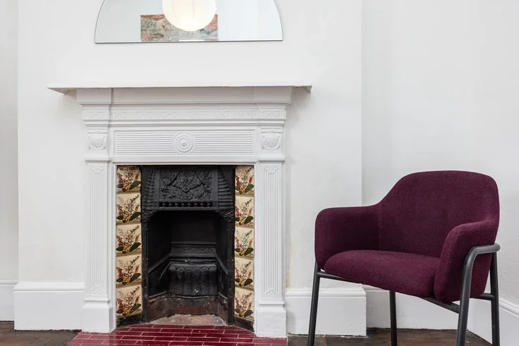 Flat Electric Avenue in Greater London