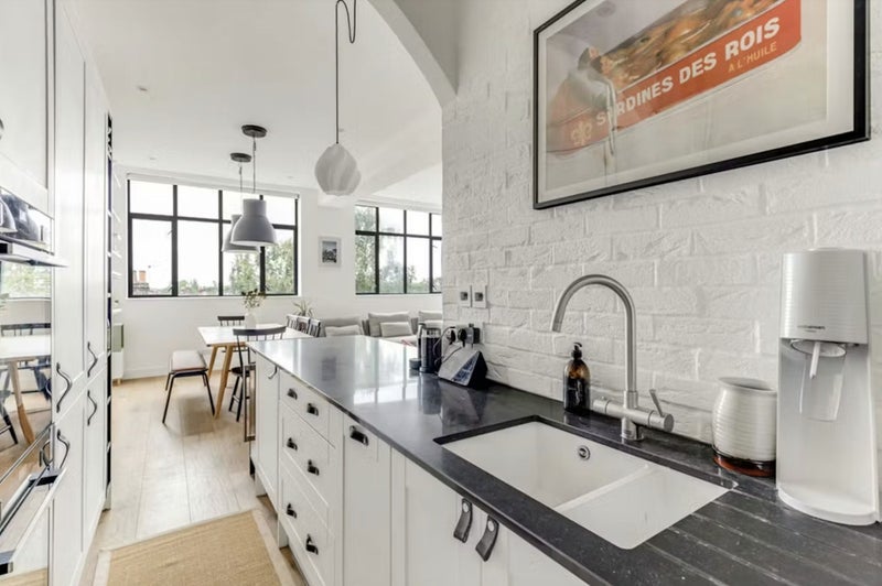 Flat Jedburgh Road in Greater London