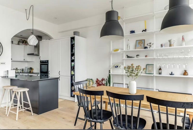 Flat Jedburgh Road in Greater London