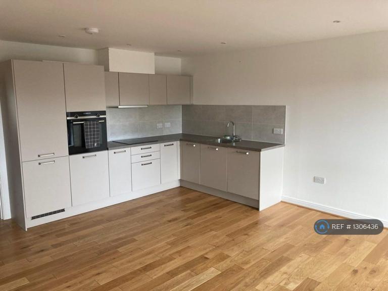 Flat Ladywell Avenue in City of Edinburgh