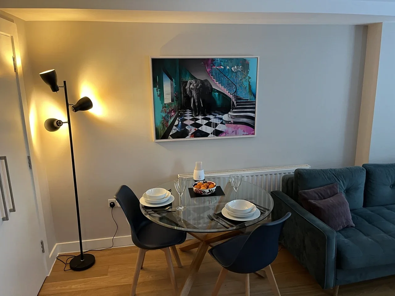 Flat Larkhall Lane in Greater London