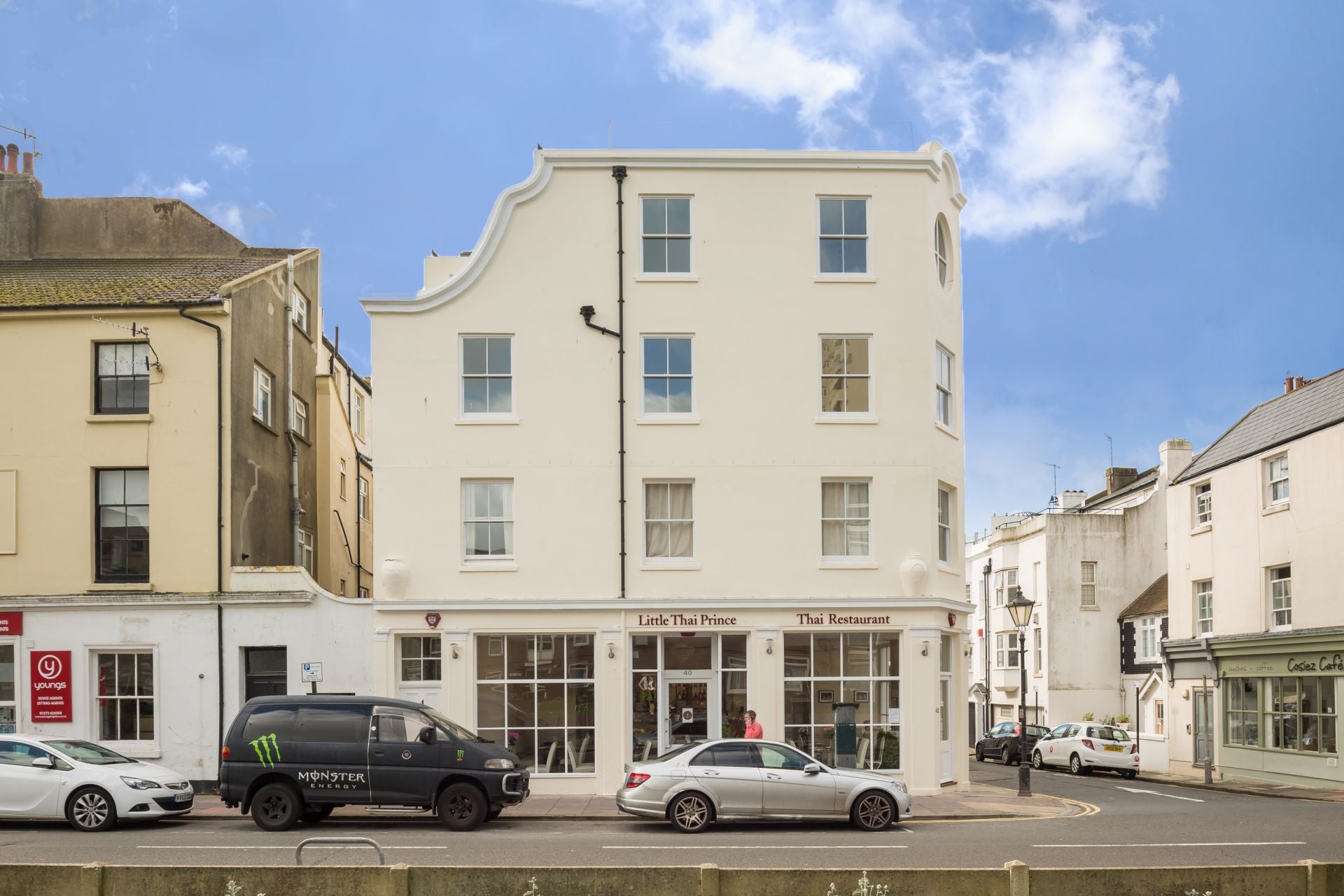 Flat Upper St. James's Street in Brighton