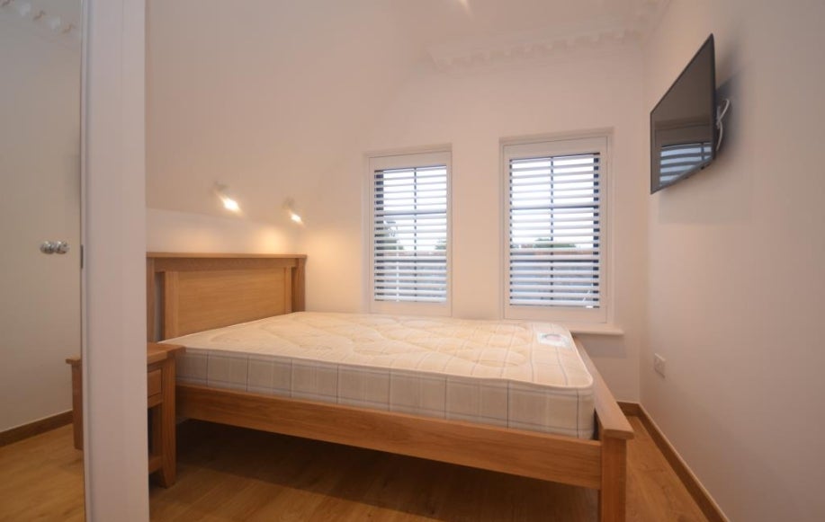 Flat Winford Road in Newchurch