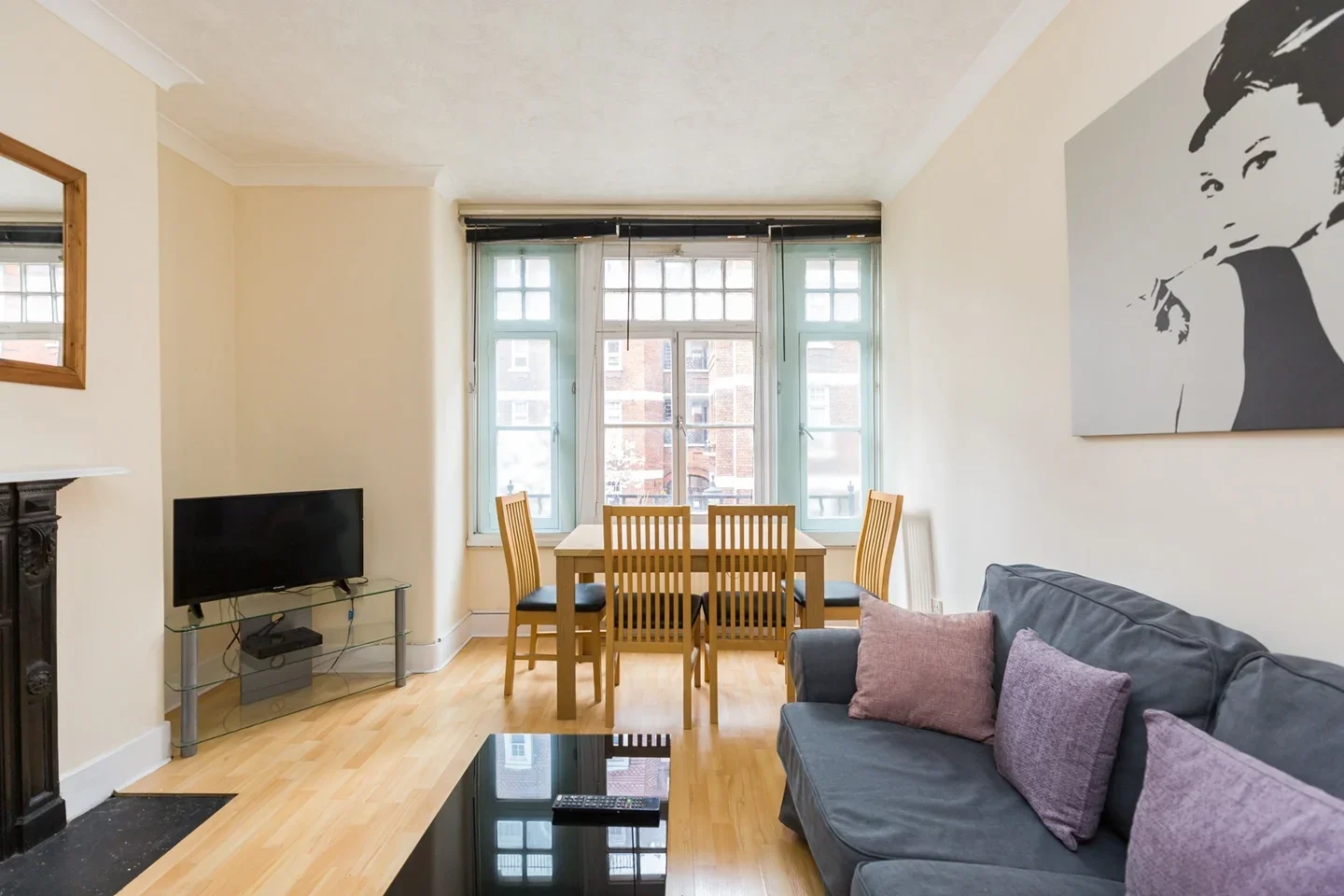 Flat Gilbert Street in City of Westminster