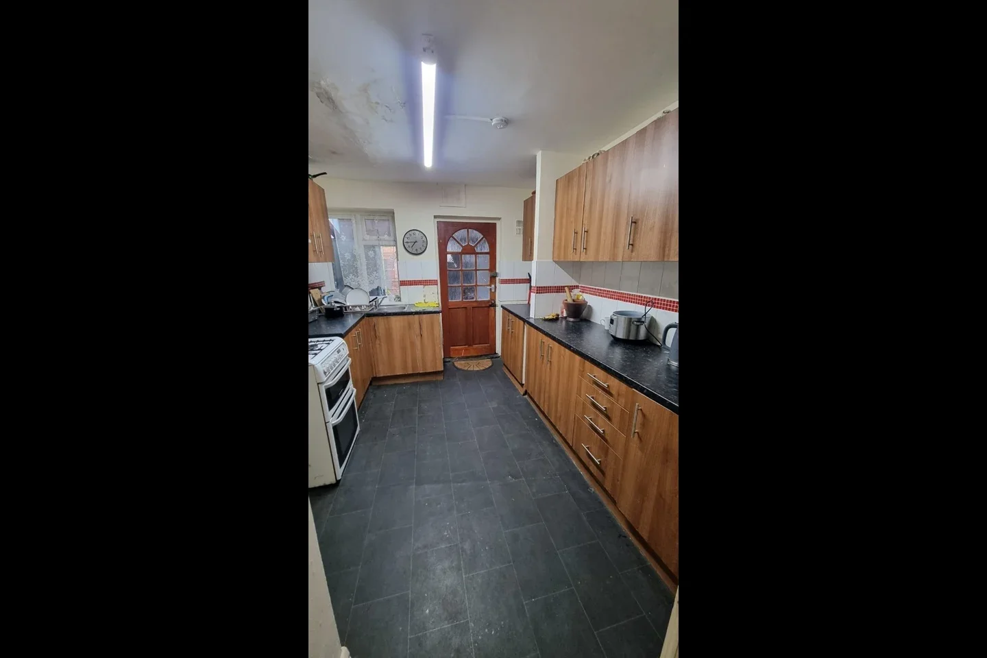 Room Fords Park Road in Greater London
