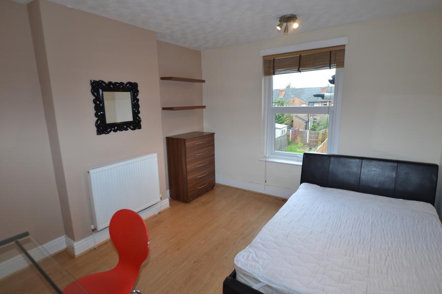 Room Howe Street in Derby