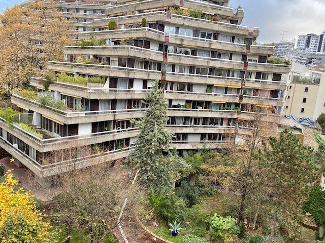Flat Rue Thiboumery in Paris