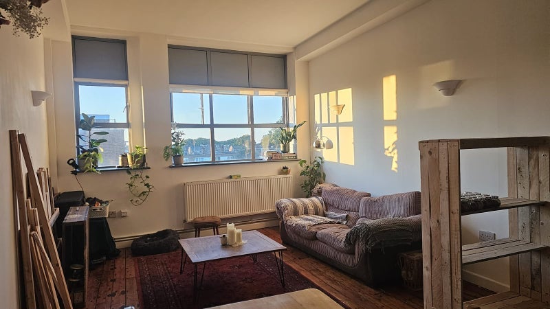 Room Stoke Newington Road in Greater London
