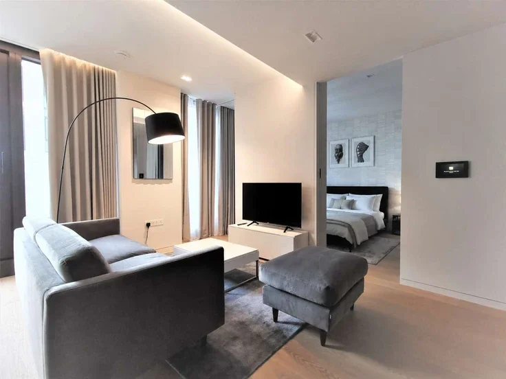 Flat York Road in Greater London