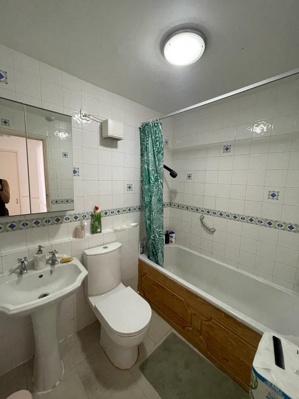 Room Bassett Street in Greater London