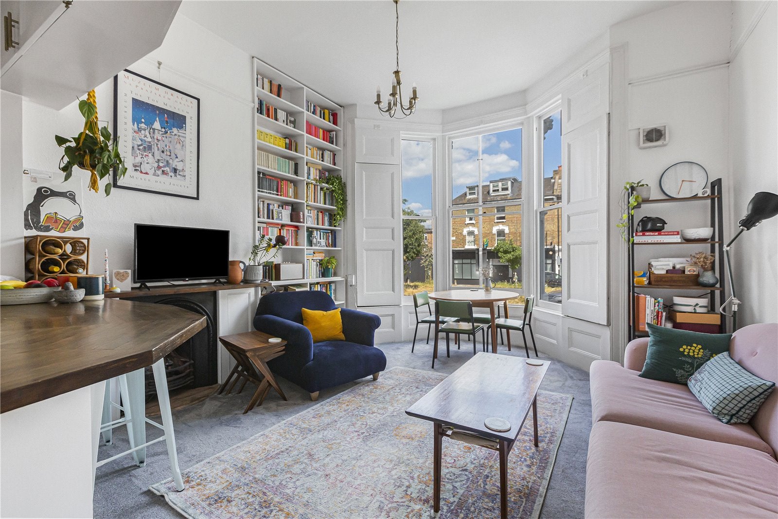 Flat Petherton Road in Greater London