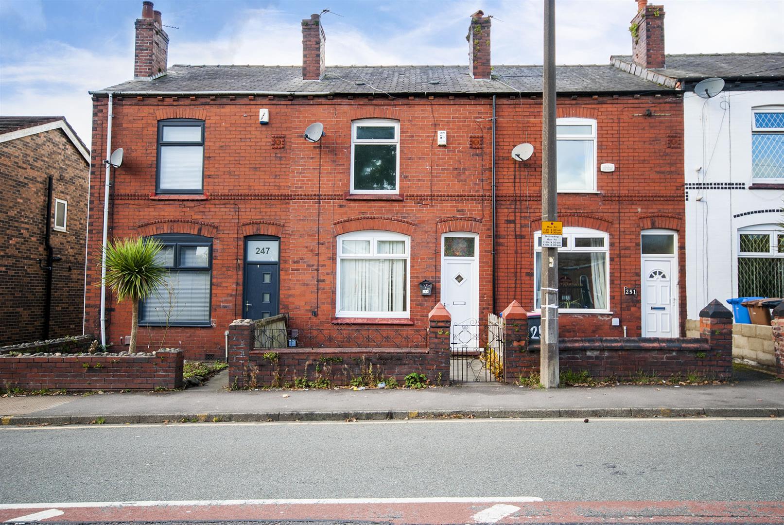 Flat Moorside Road in Manchester