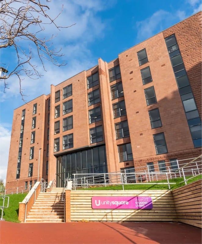 Room Penlinken Drive in Liverpool