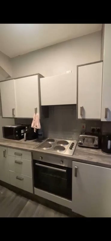 Room Harold Walk in Leeds