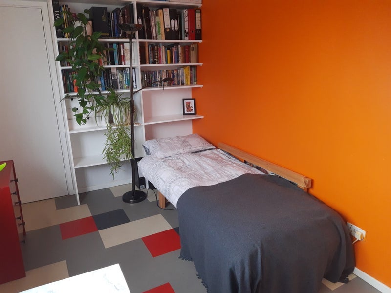 Room Vincent Road in Greater London