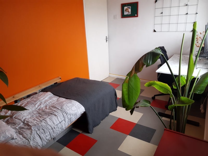 Room Vincent Road in Greater London
