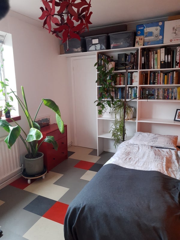 Room Vincent Road in Greater London