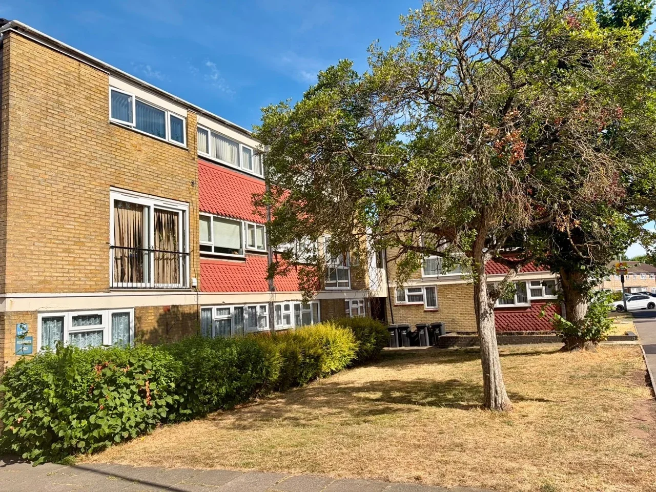 Flat Gadebridge Road in Dacorum