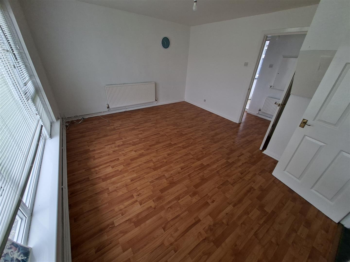 Flat Maes Y Felin in Bridgend