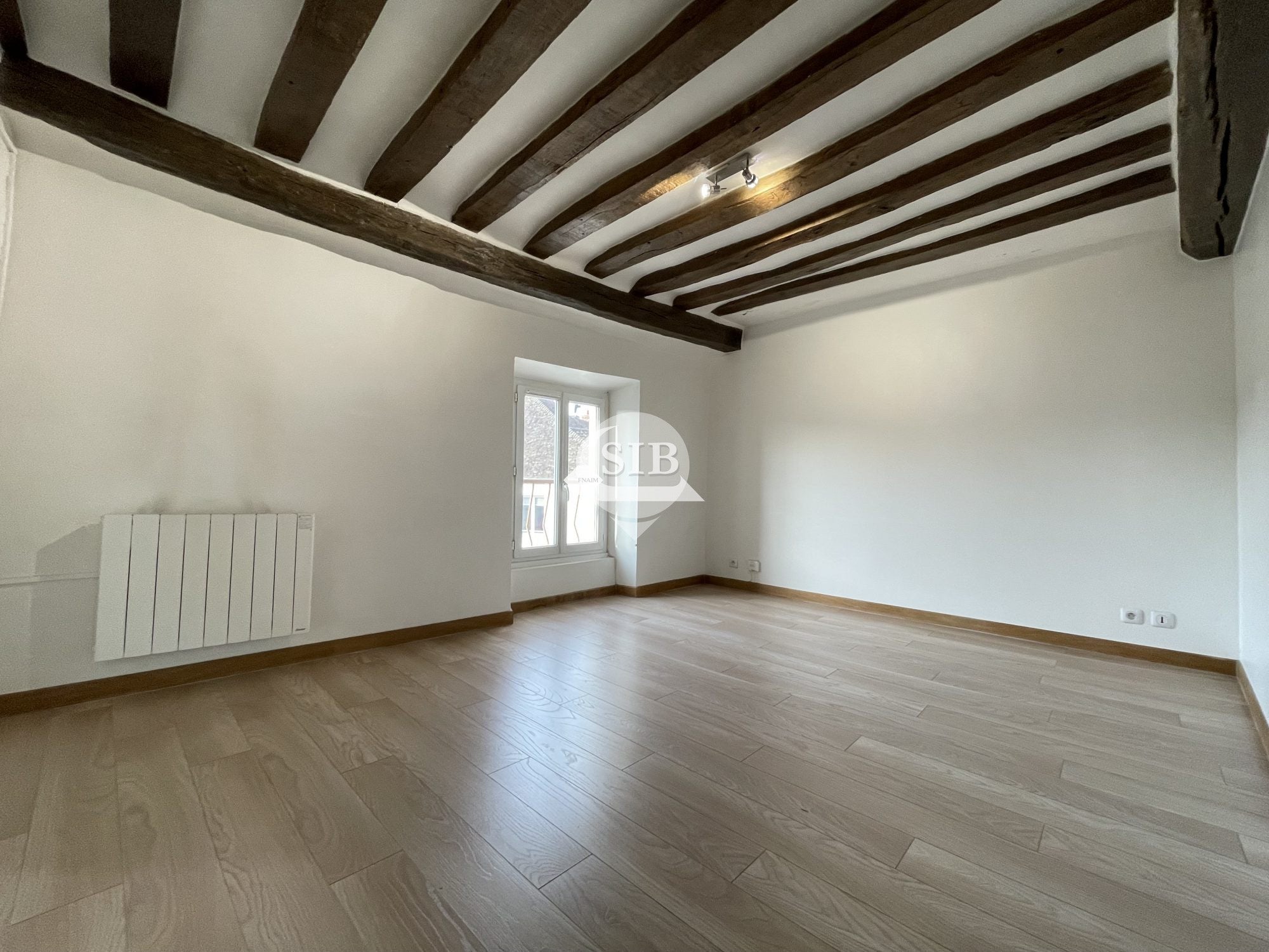 Flat Chemin de Sainte-Claire in Nozay