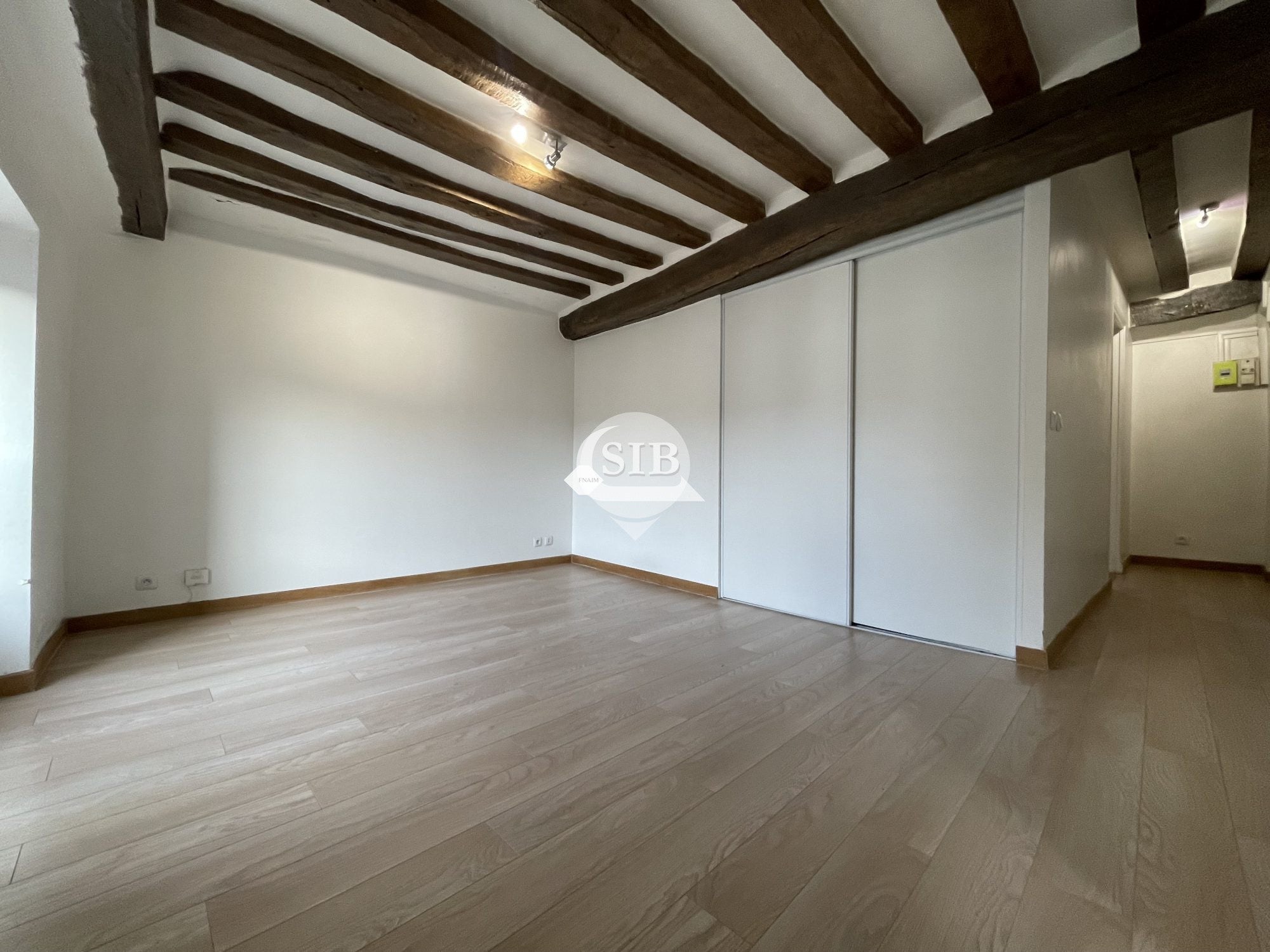 Flat Chemin de Sainte-Claire in Nozay