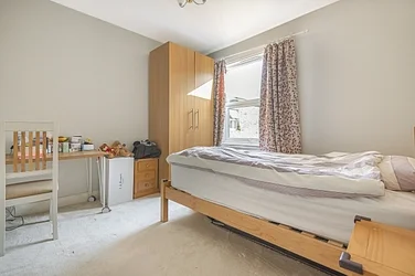 Flat Melbourne Grove in Greater London