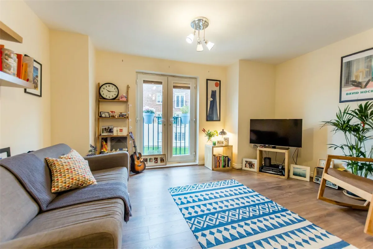 Flat Principal Rise in York