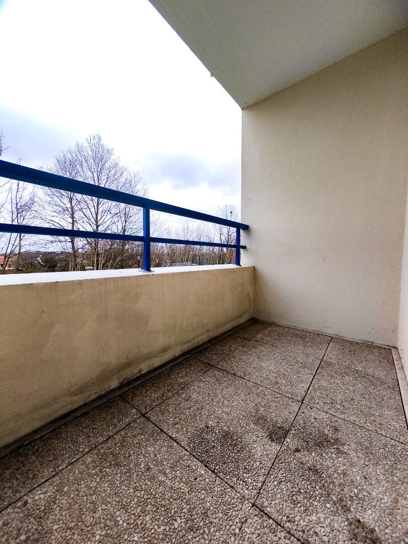 Appartement Avenue Camille Saint-Saëns à Jouy-le-Moutier